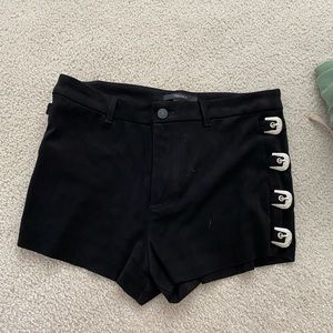 Forever 22 black buckle suade shorts
